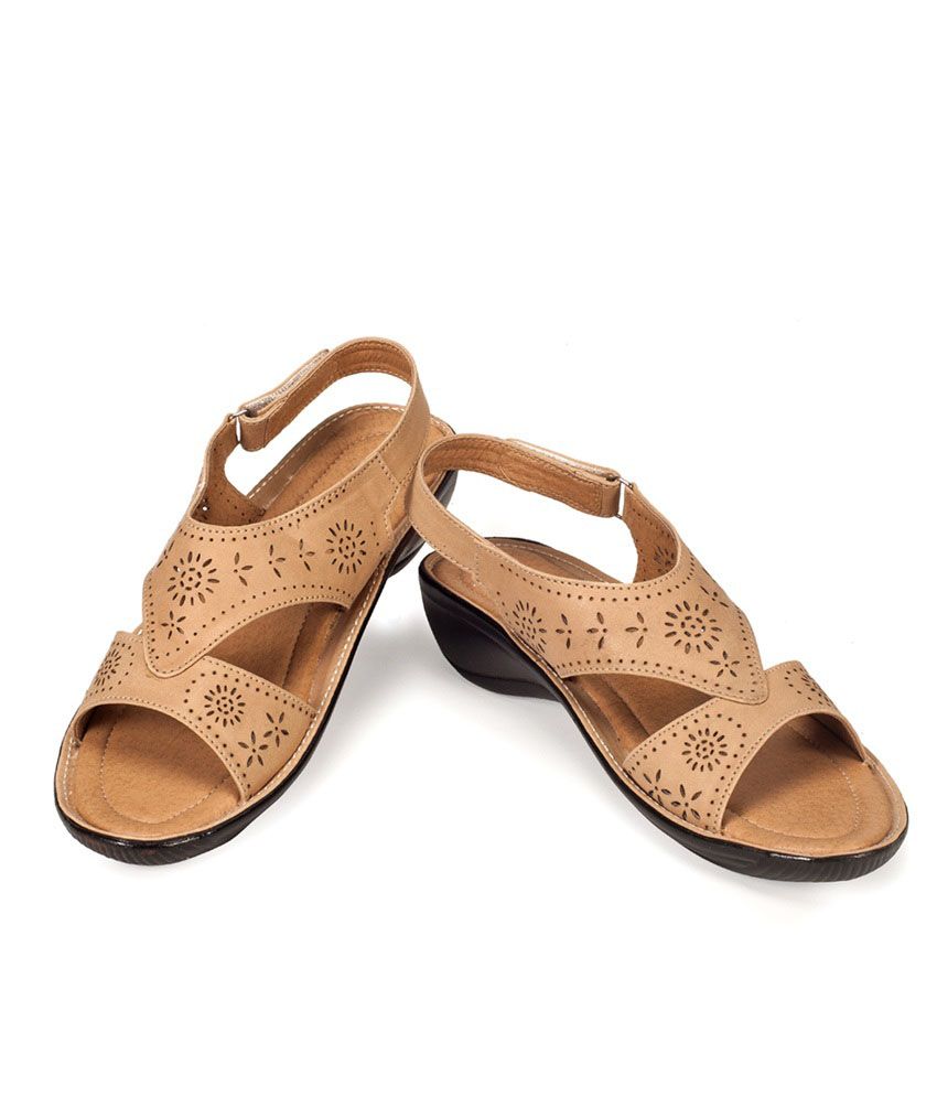 khadims high heels