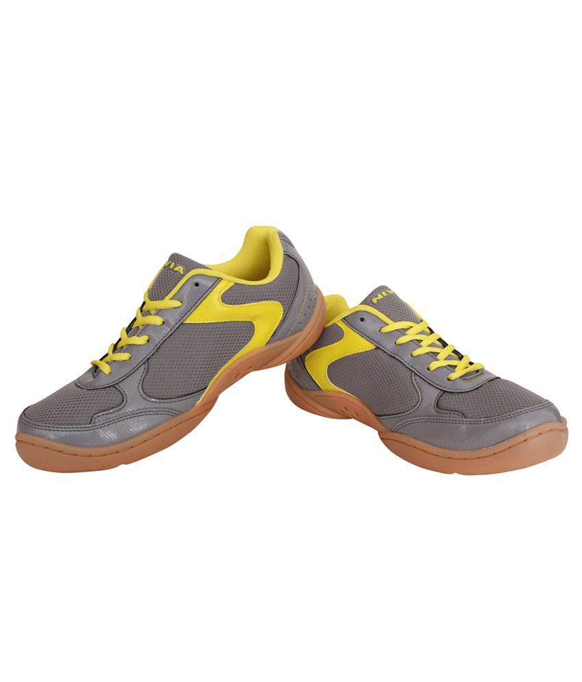 nivia flash shoe