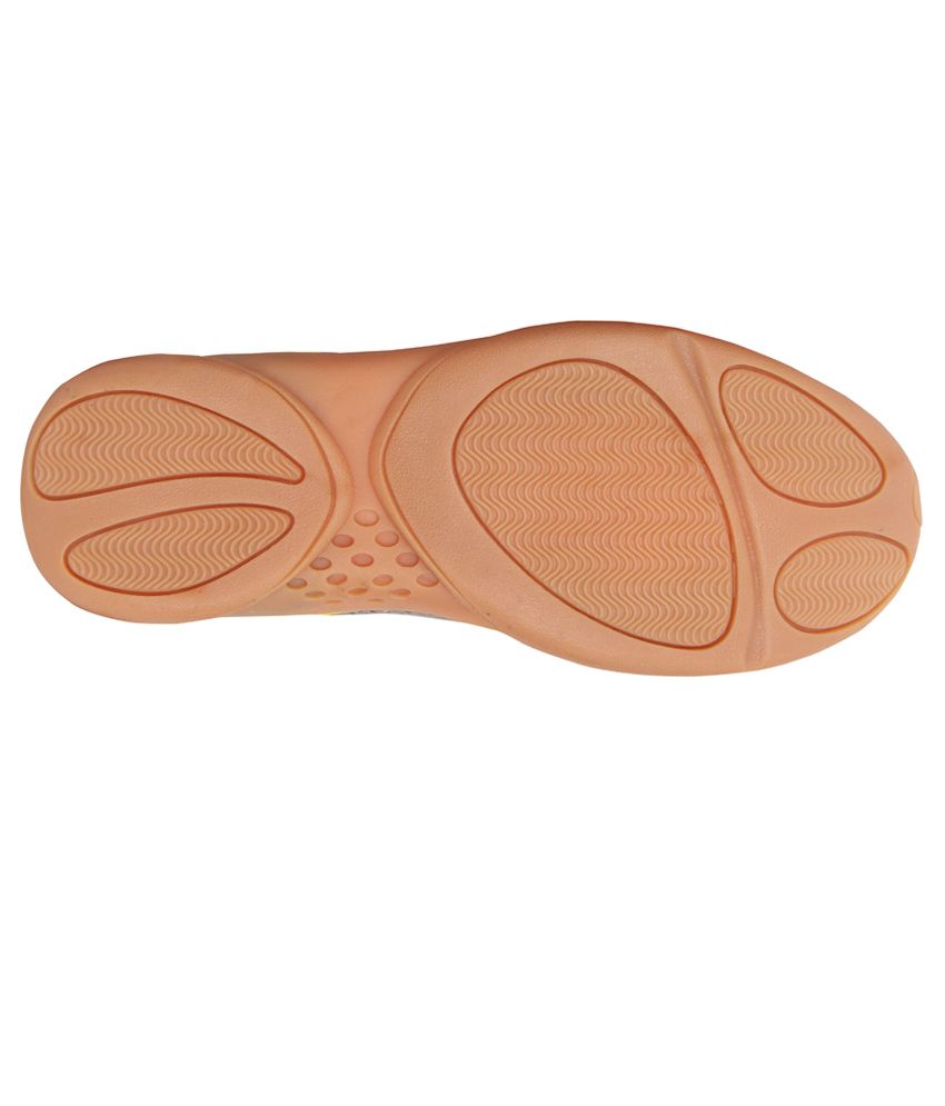 nivia flash shoe