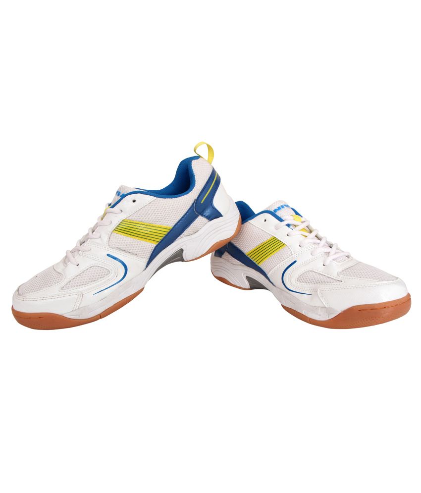 badminton shoes on flipkart