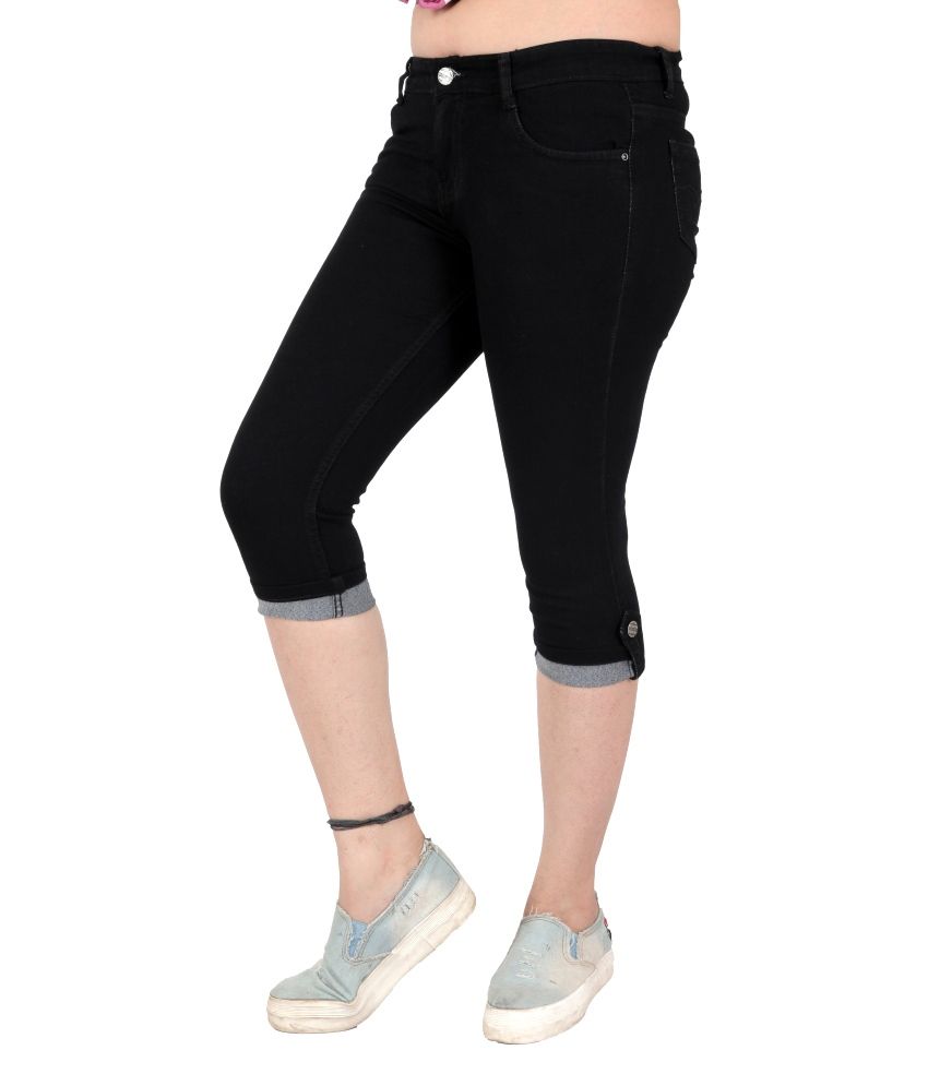 black denim capris