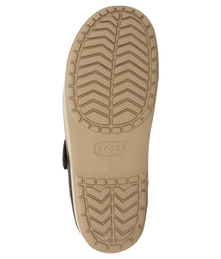 crocs brown sandals