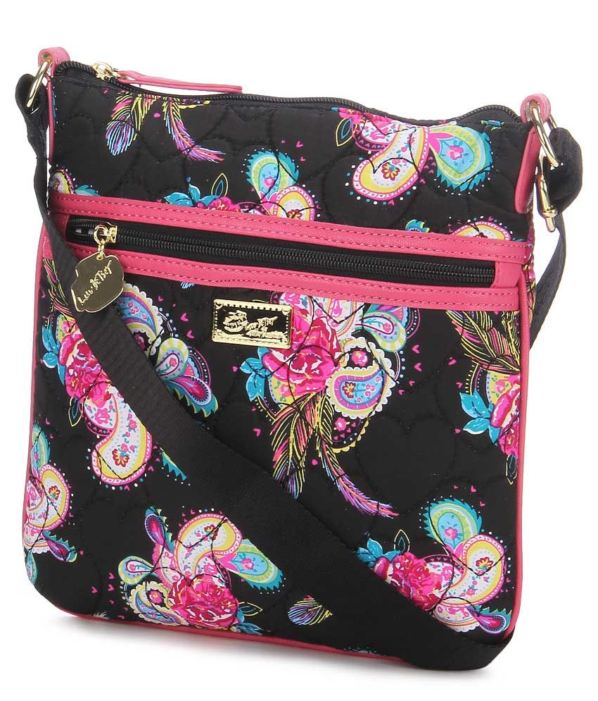 Steve Madden Lbluna Black Sling Bag Buy Steve Madden Lbluna Black Sling Bag Online at Best