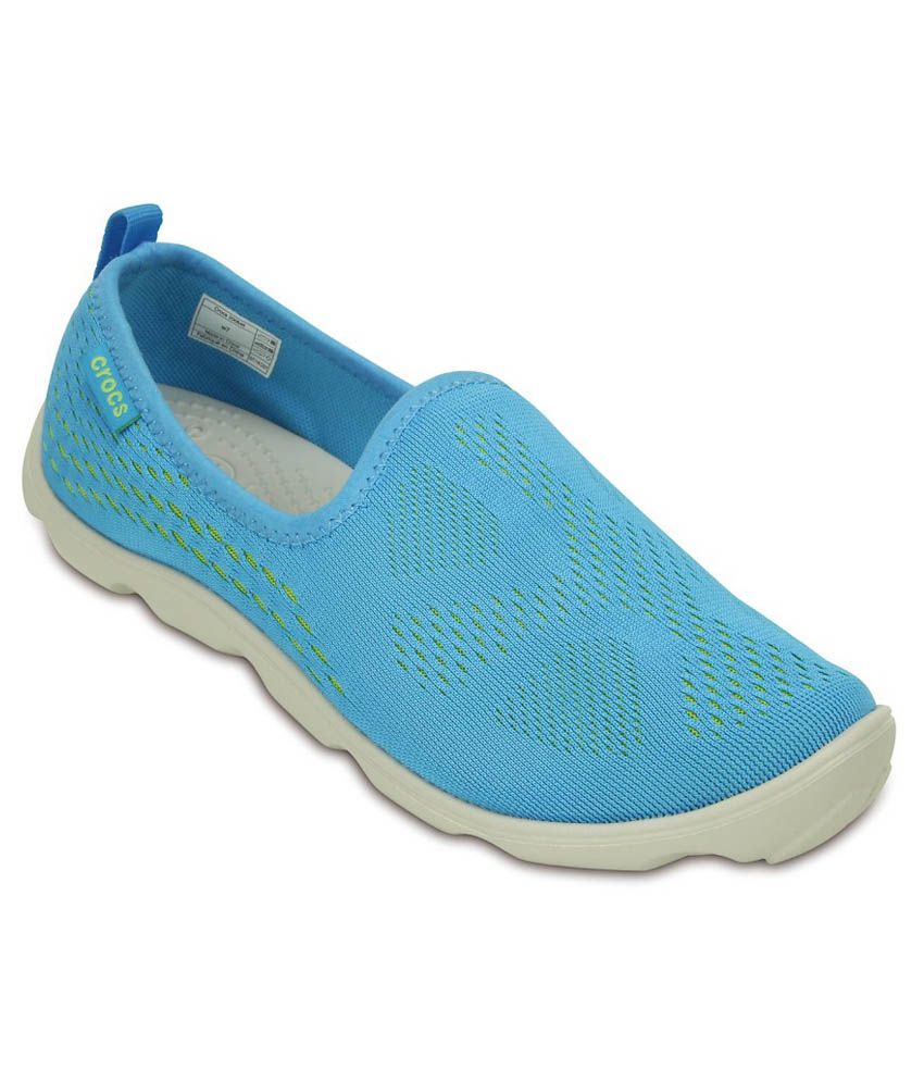  Crocs  Blue  Casual Shoes  Standard Fit Price in India Buy 