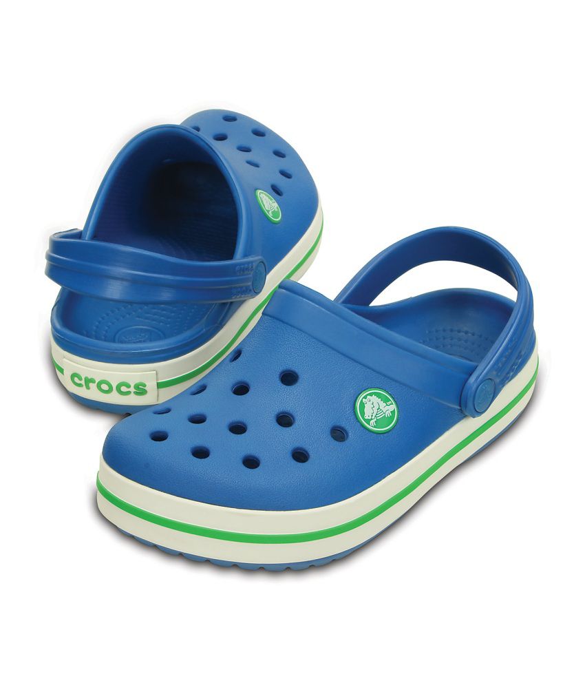 Crocs Roomy Fit Blue Clog Price in India- Buy Crocs Roomy Fit Blue Clog ...