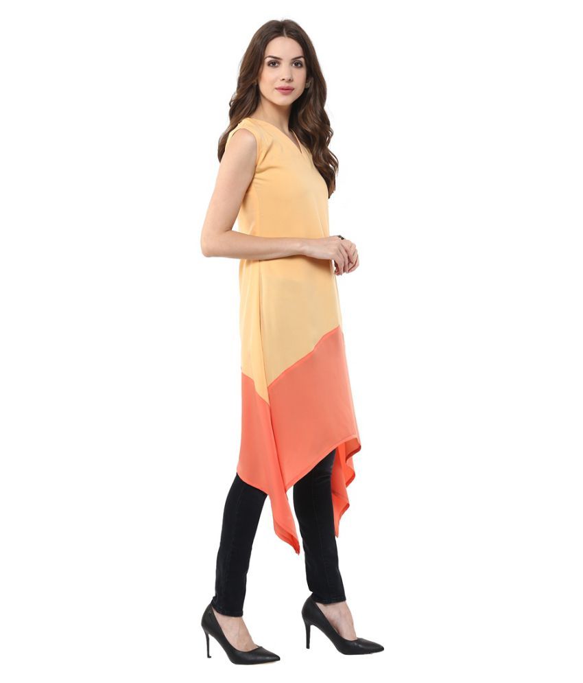 asymmetrical hemline kurti