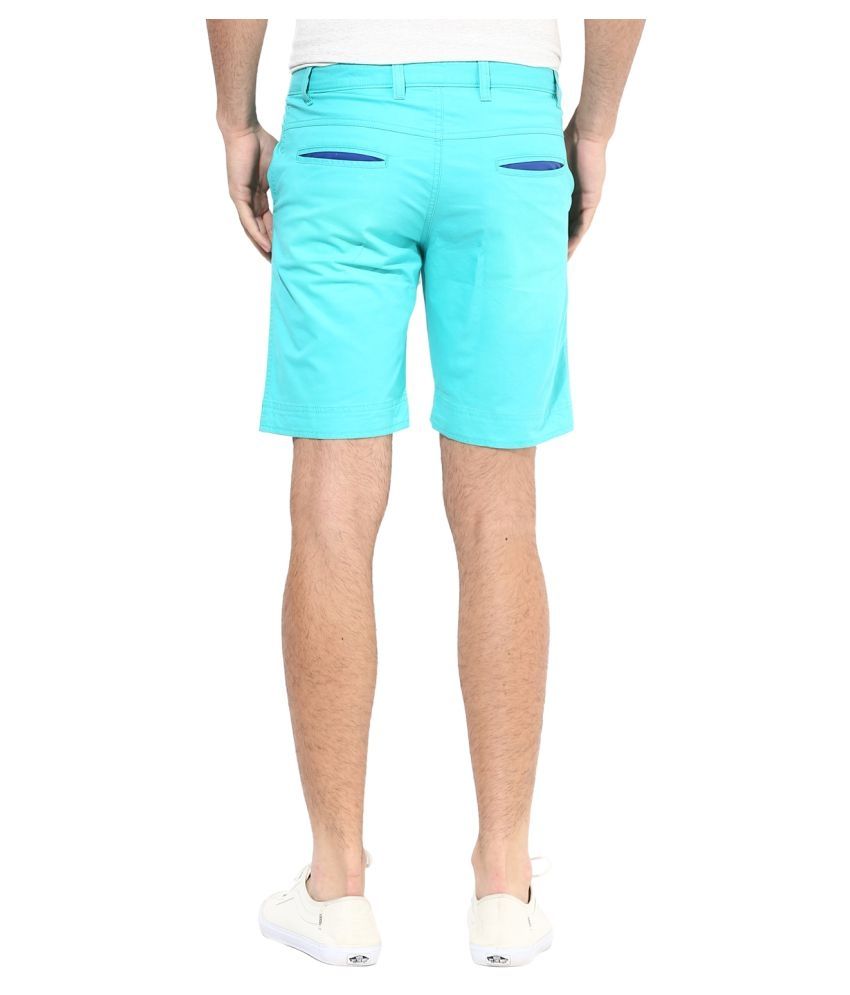 turquoise shorts outfit mens