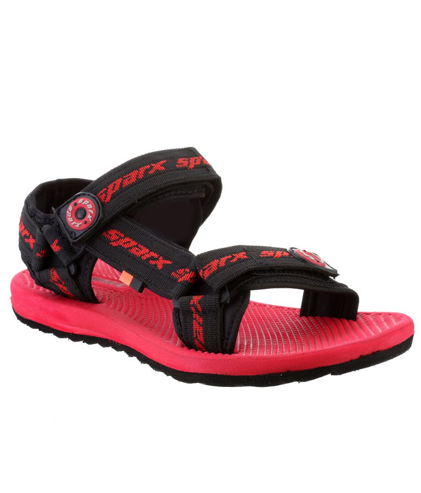 5% OFF on Sparx Black Floater Sandals on Snapdeal | PaisaWapas.com
