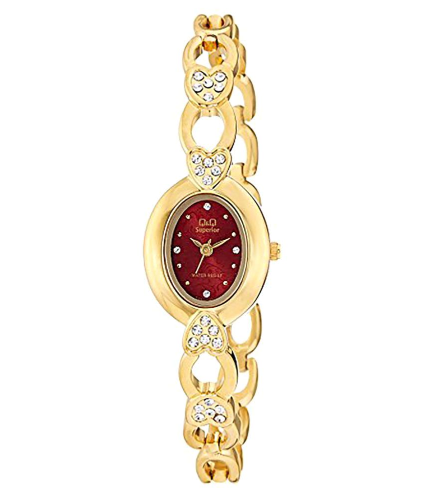 Q&Q Analog Red Dial Metal Strap Watch for WomenS257012NY Price in