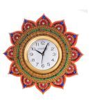 eCraftIndia White Dial Wooden 35.56 cm Handcrafted Analogue Wall Clock