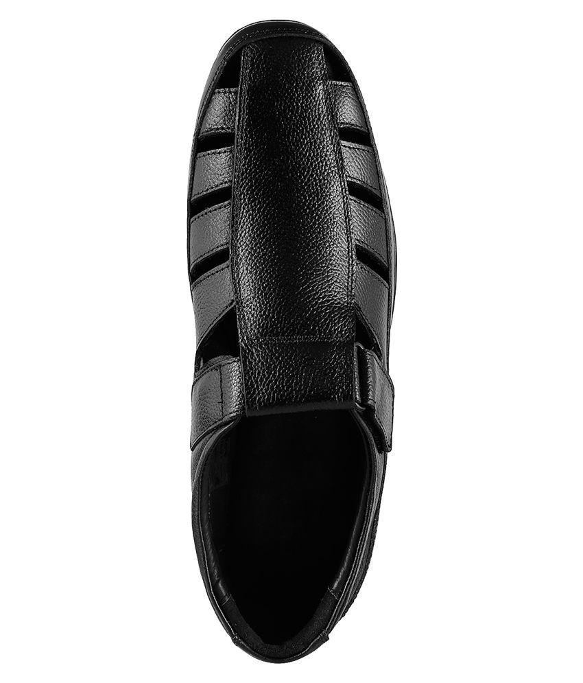 metro shoes and sandals