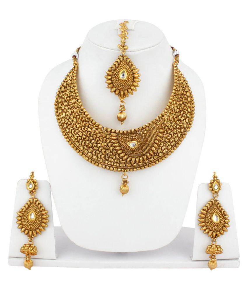 Jewels Capital Golden Kundan Necklace 