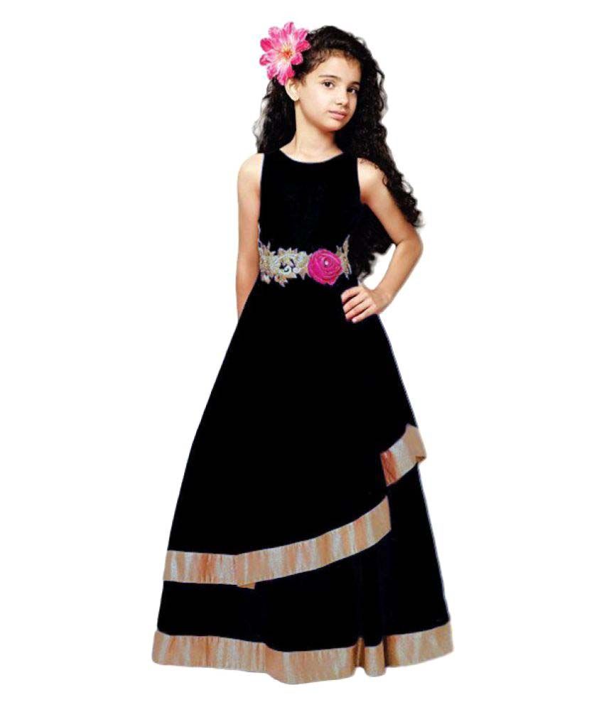 black net gown