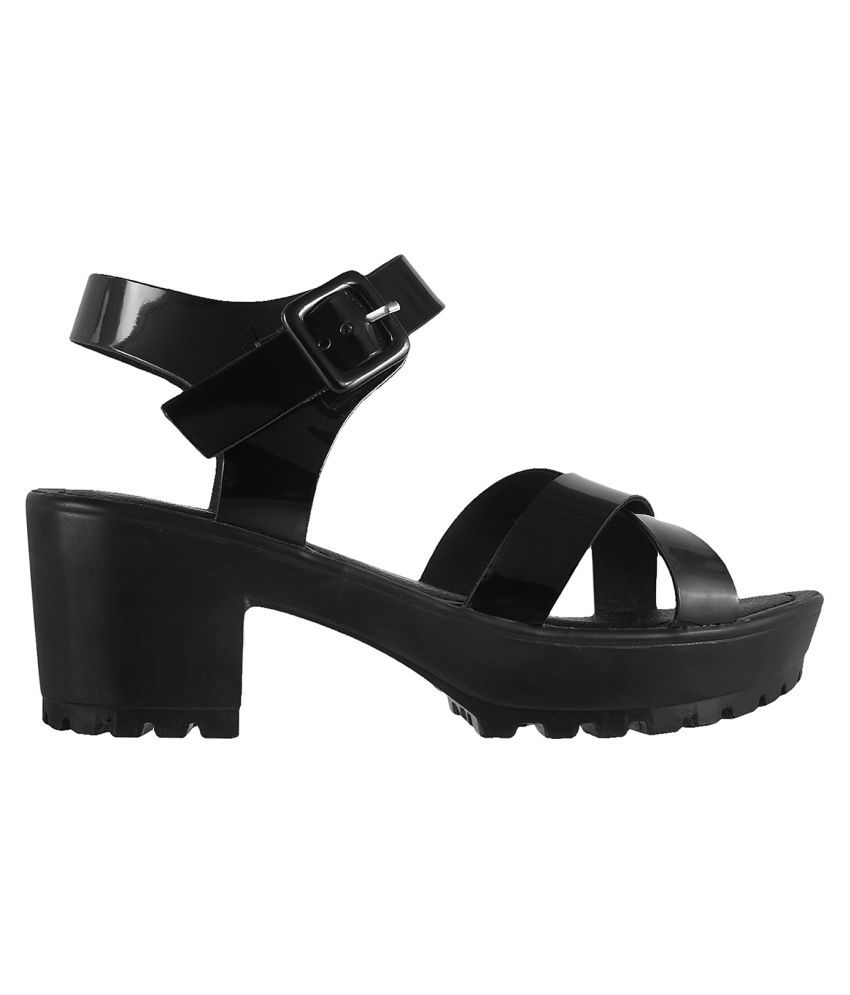 metro black heels