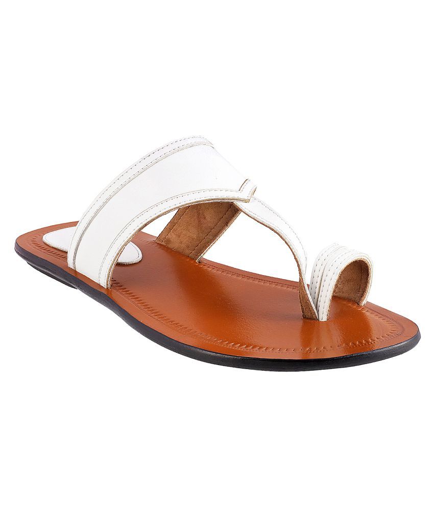 metro chappals online