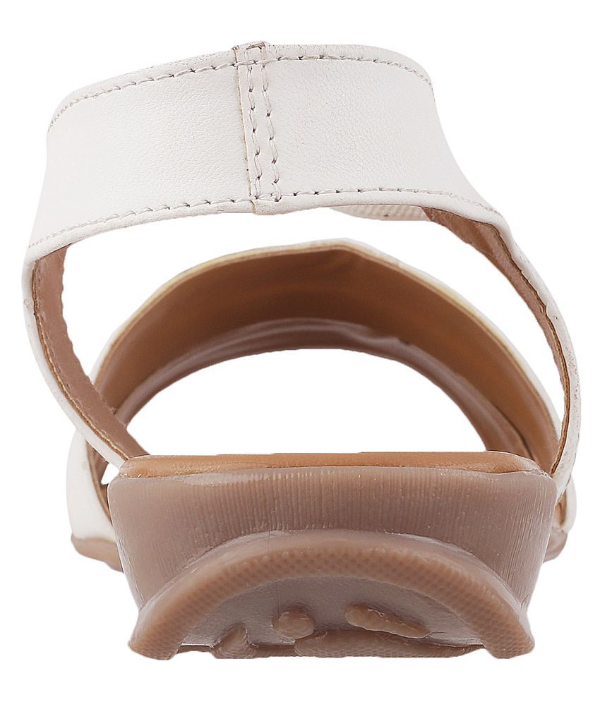 white flats in store