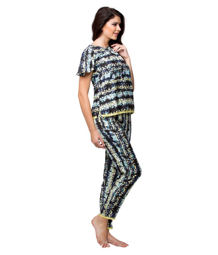 clovia nightsuit