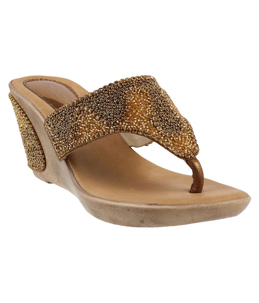gold wedges office