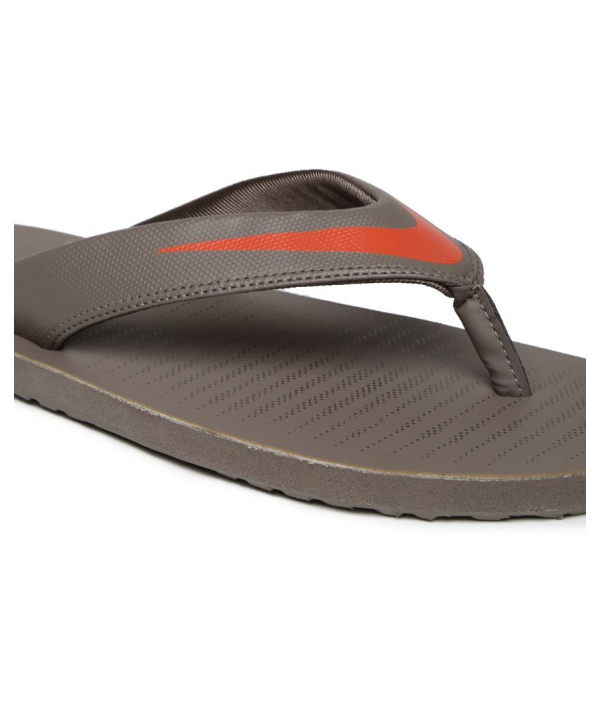 nike chroma thong 5 flip flops