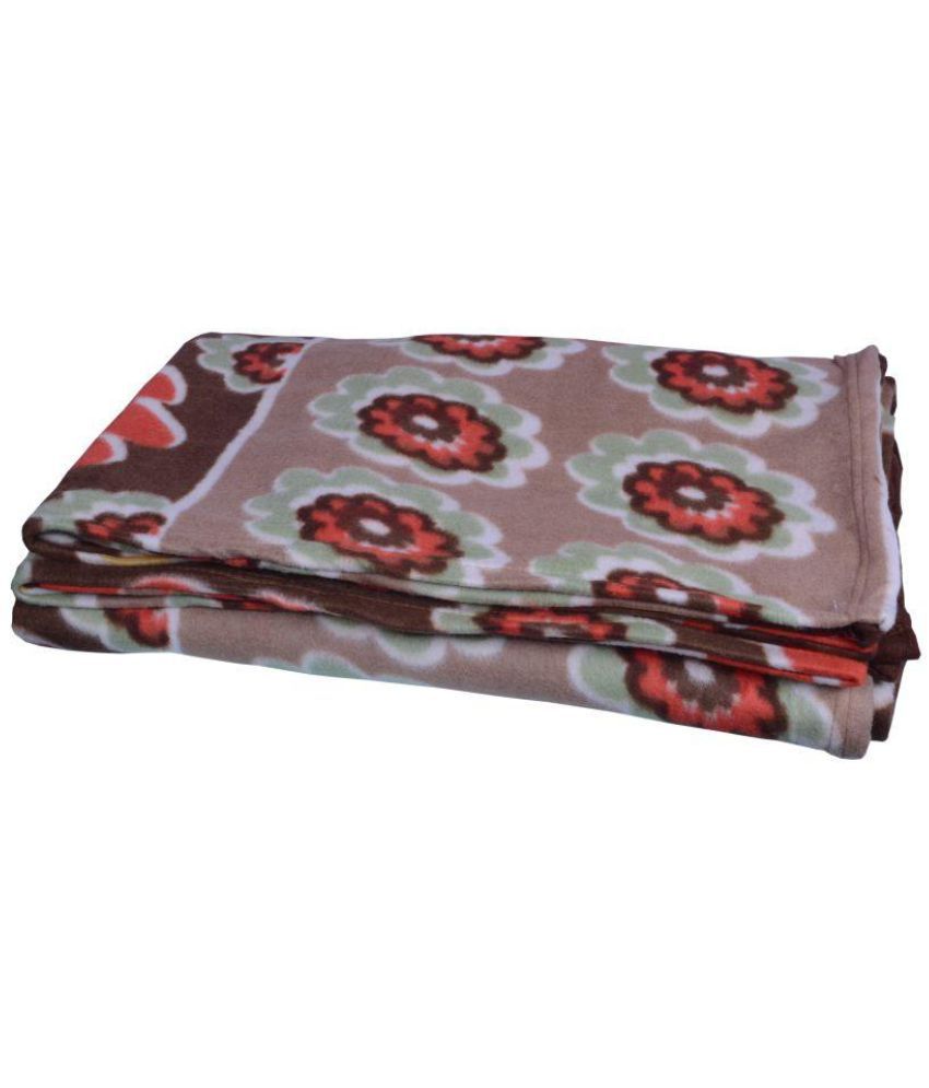     			Bombay Deying Double Polyester Floral Blanket