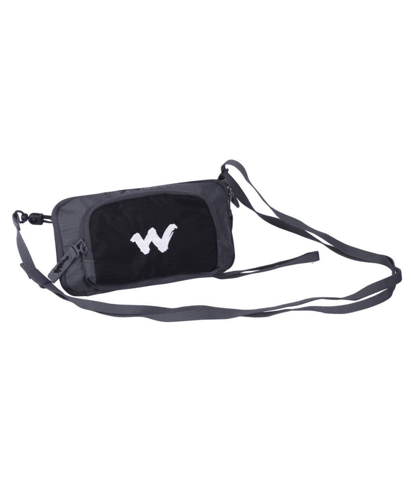 wildcraft passport pouch