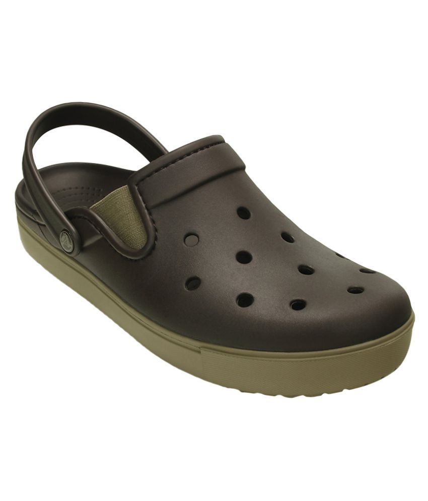  Crocs  Brown Floater Sandals  Buy Crocs  Brown Floater 