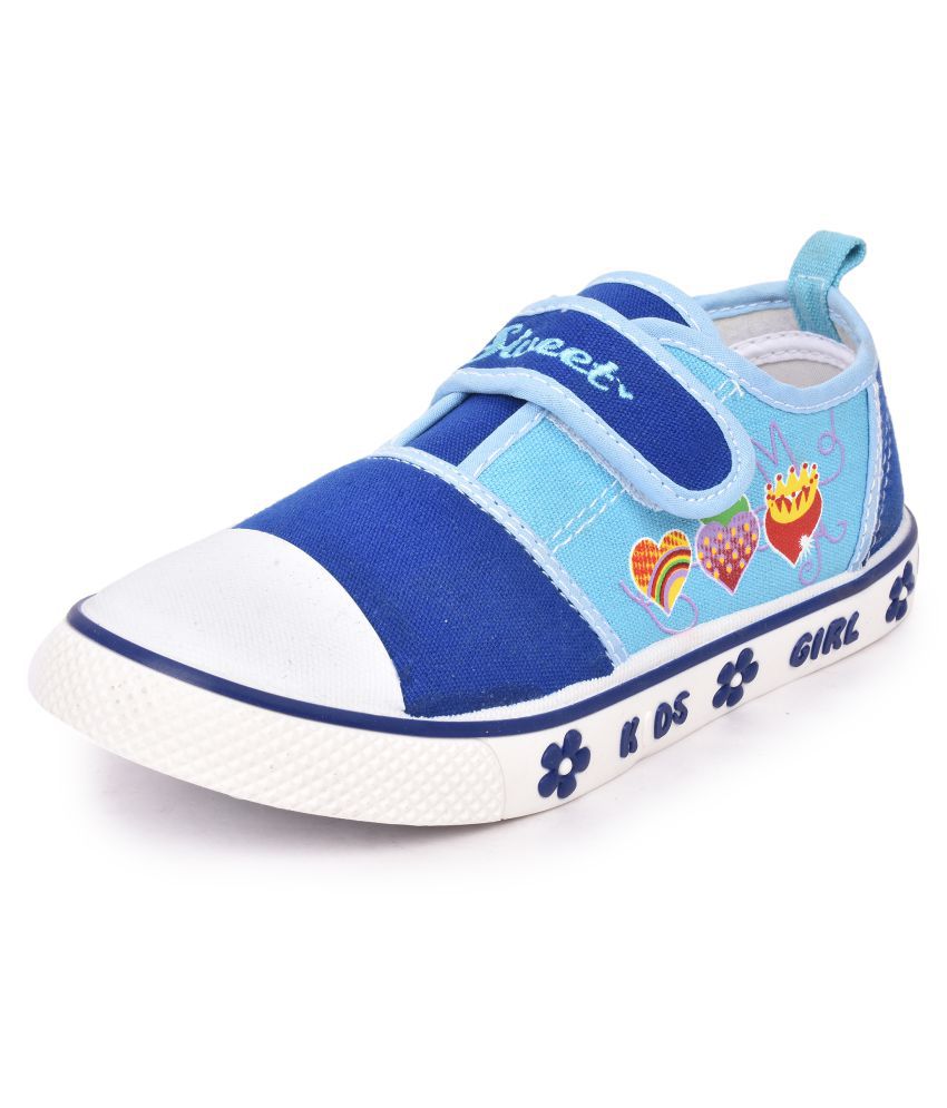 action shoes for girls