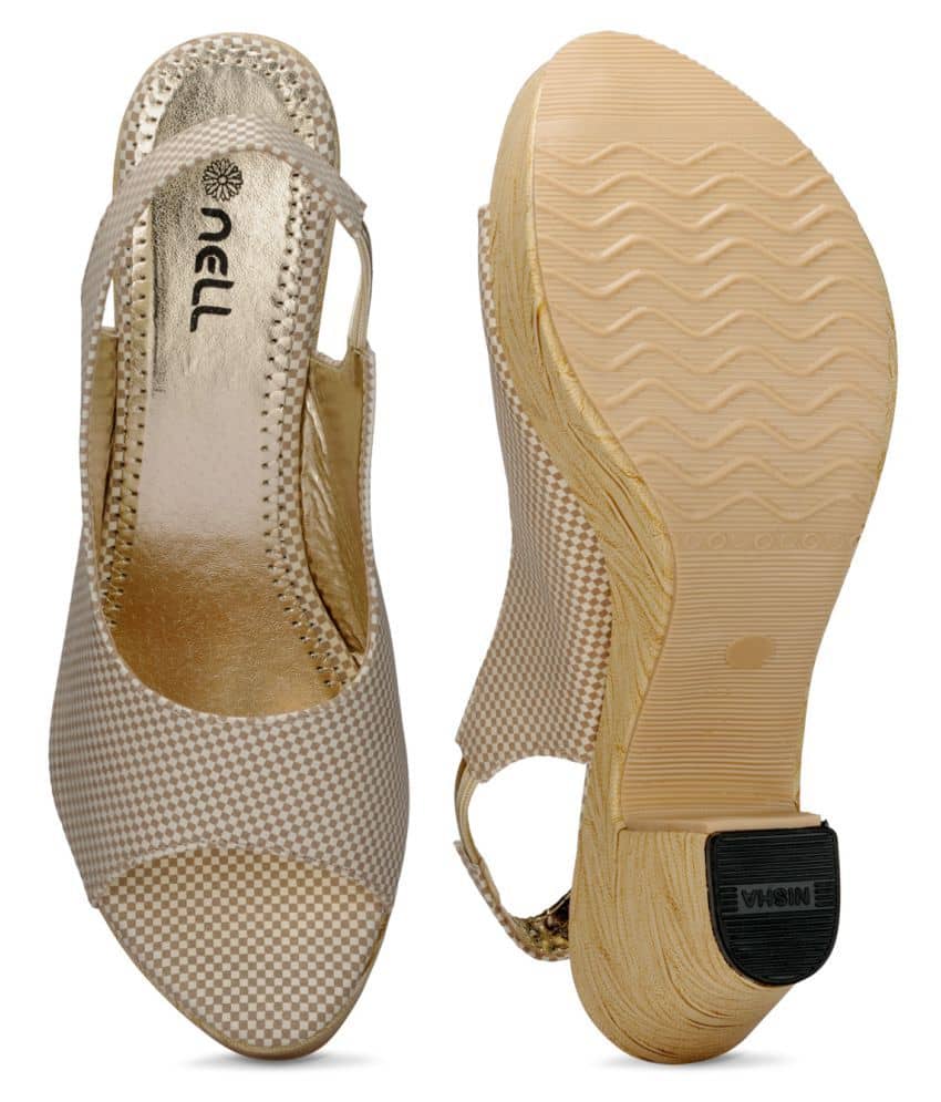 white block heels size 4