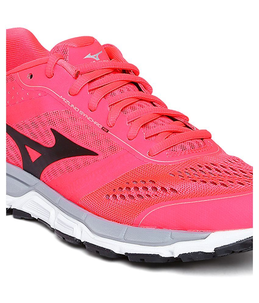 mizuno pink running shoes