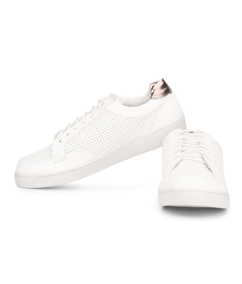 carlton london white shoes