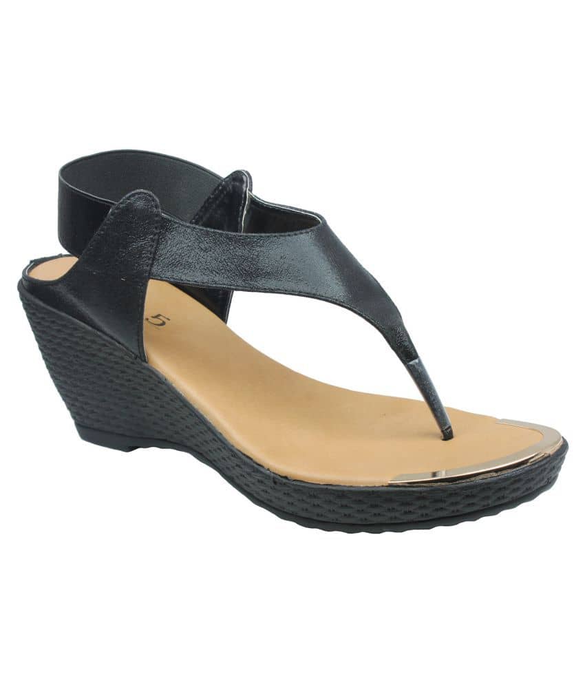 inc black wedges