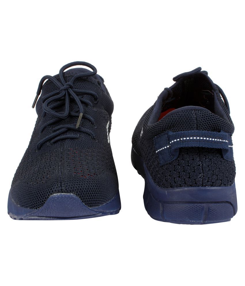 red tape black sports shoes