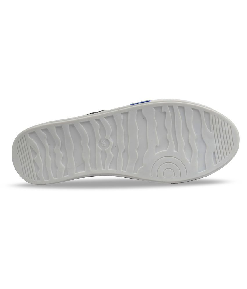 Bare Soles White Casual Shoes Price in India- Buy Bare Soles White ...