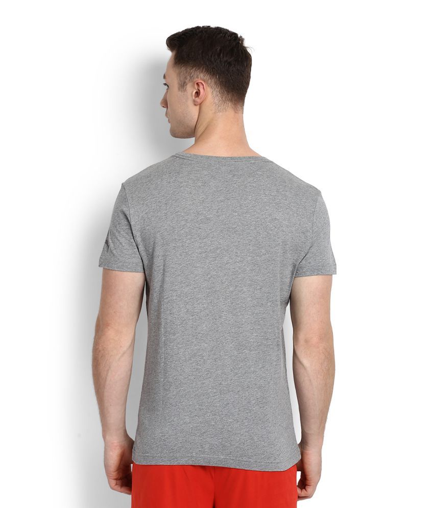 puma grey tshirt