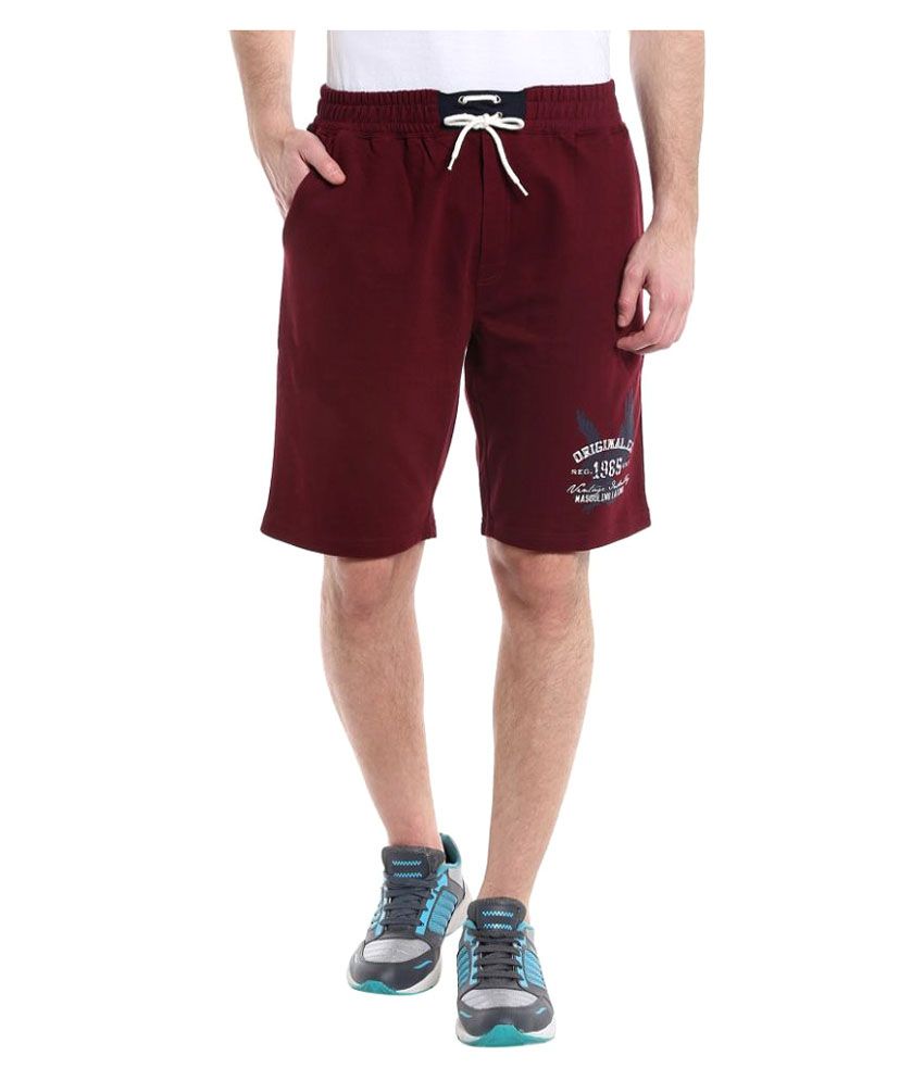 maroon short shorts