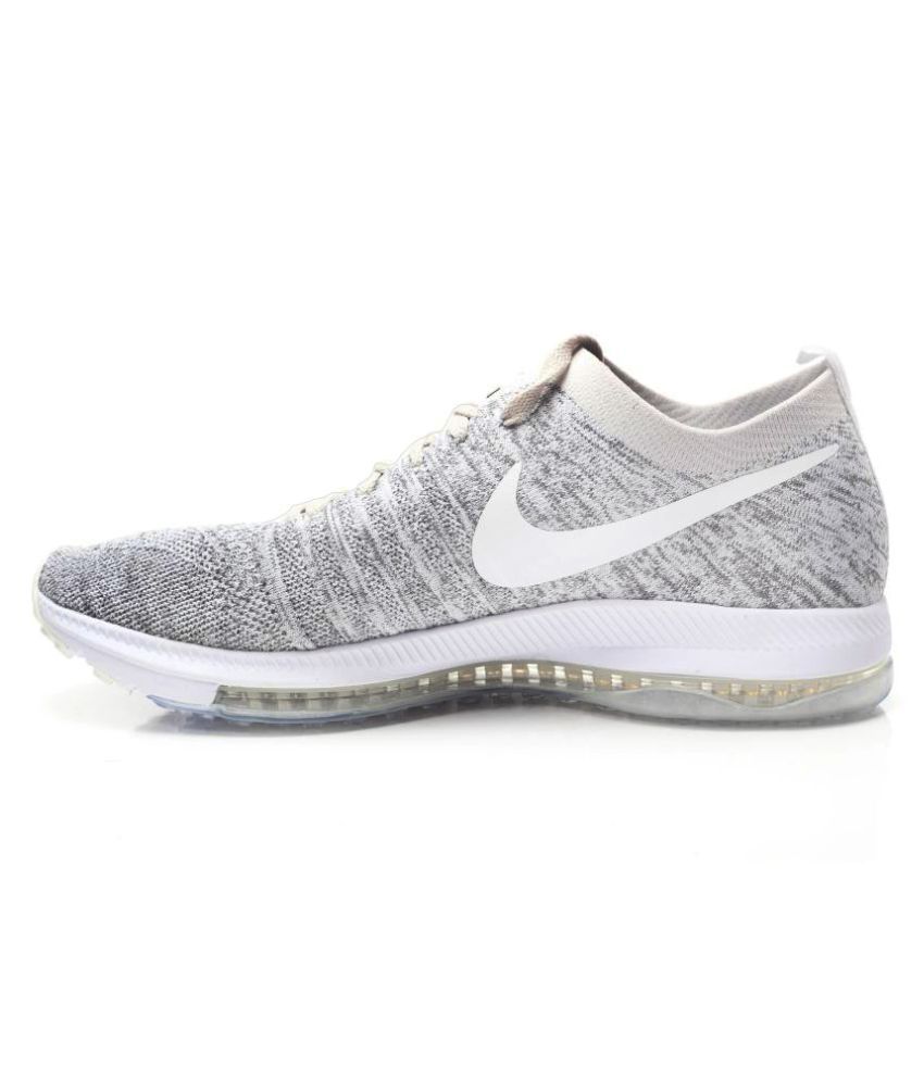 nike half shoes