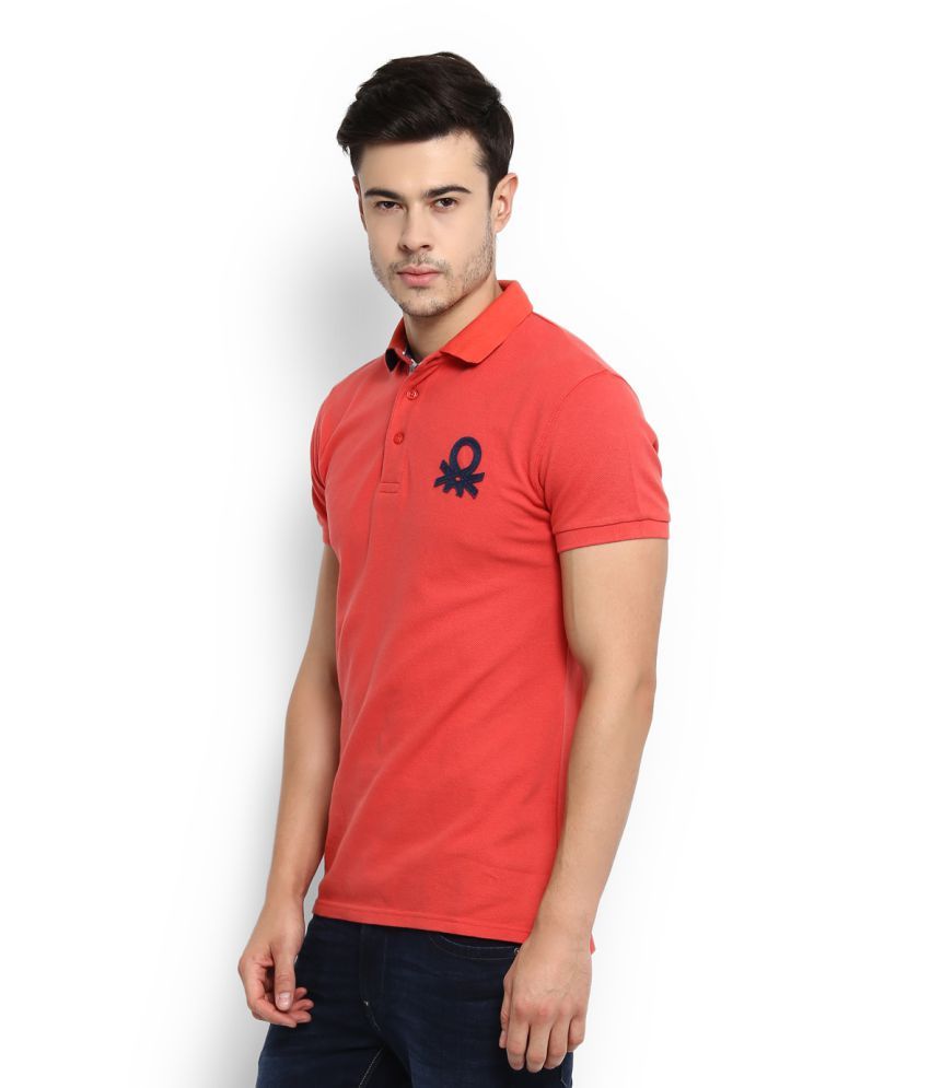 benetton red t shirt