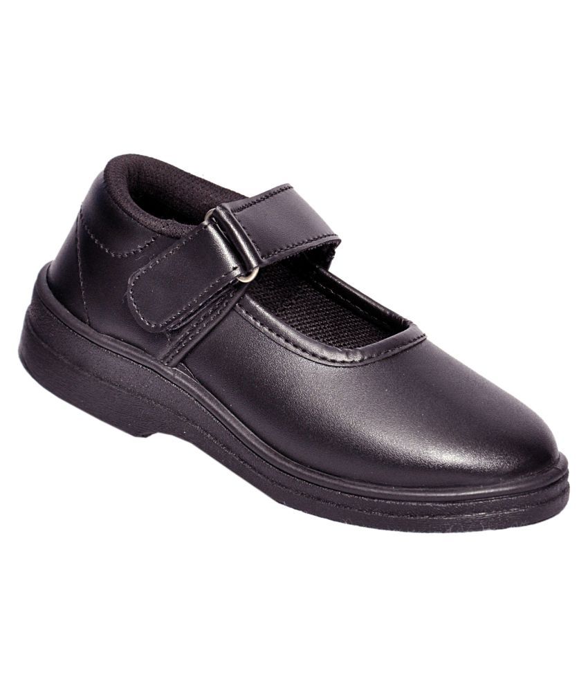 Lakhani Black Velcro School Shoes Price in India Buy Lakhani Black