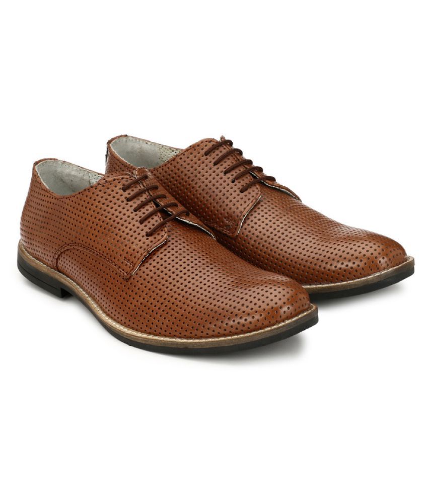 textured derby formal shoes
