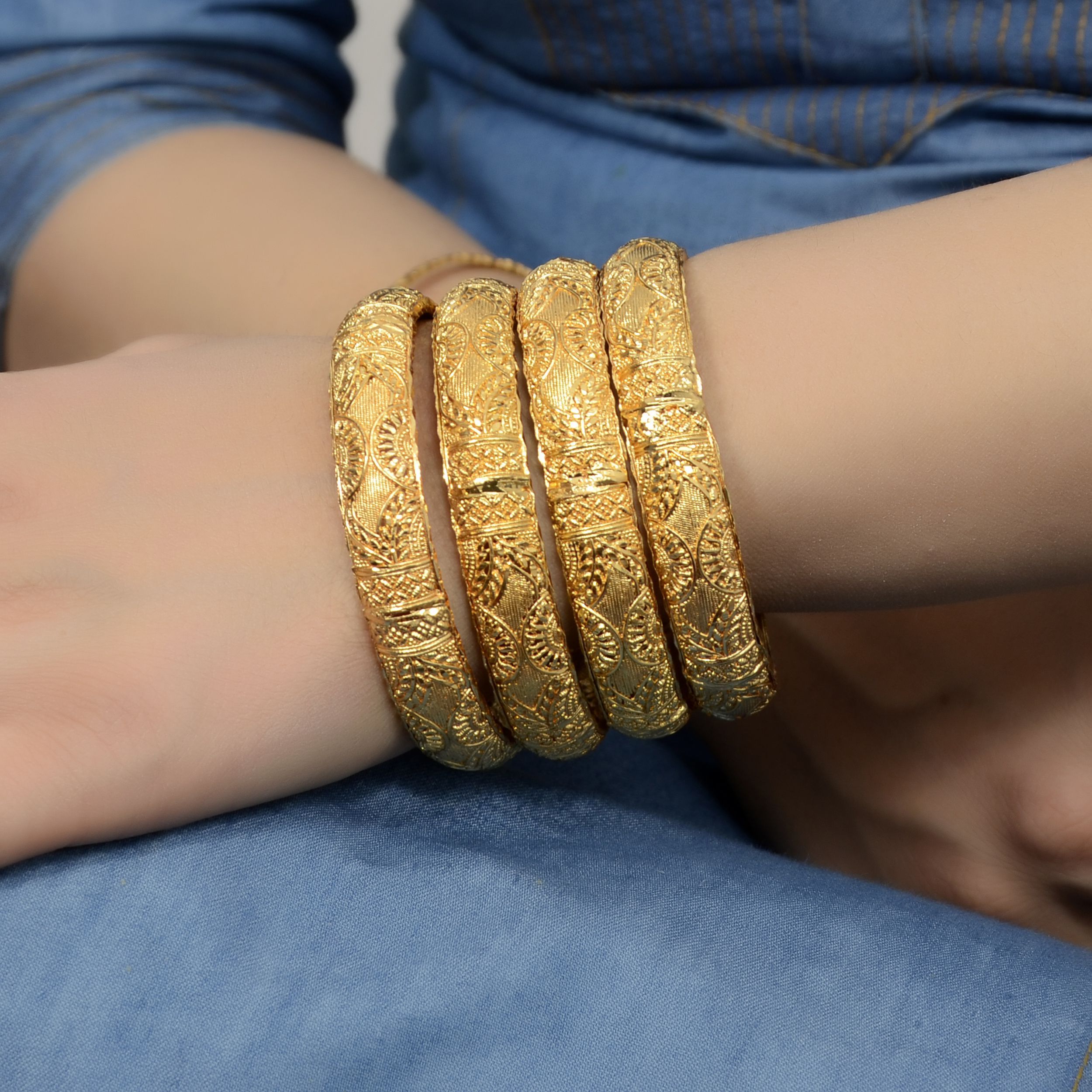 gold hand bangles images