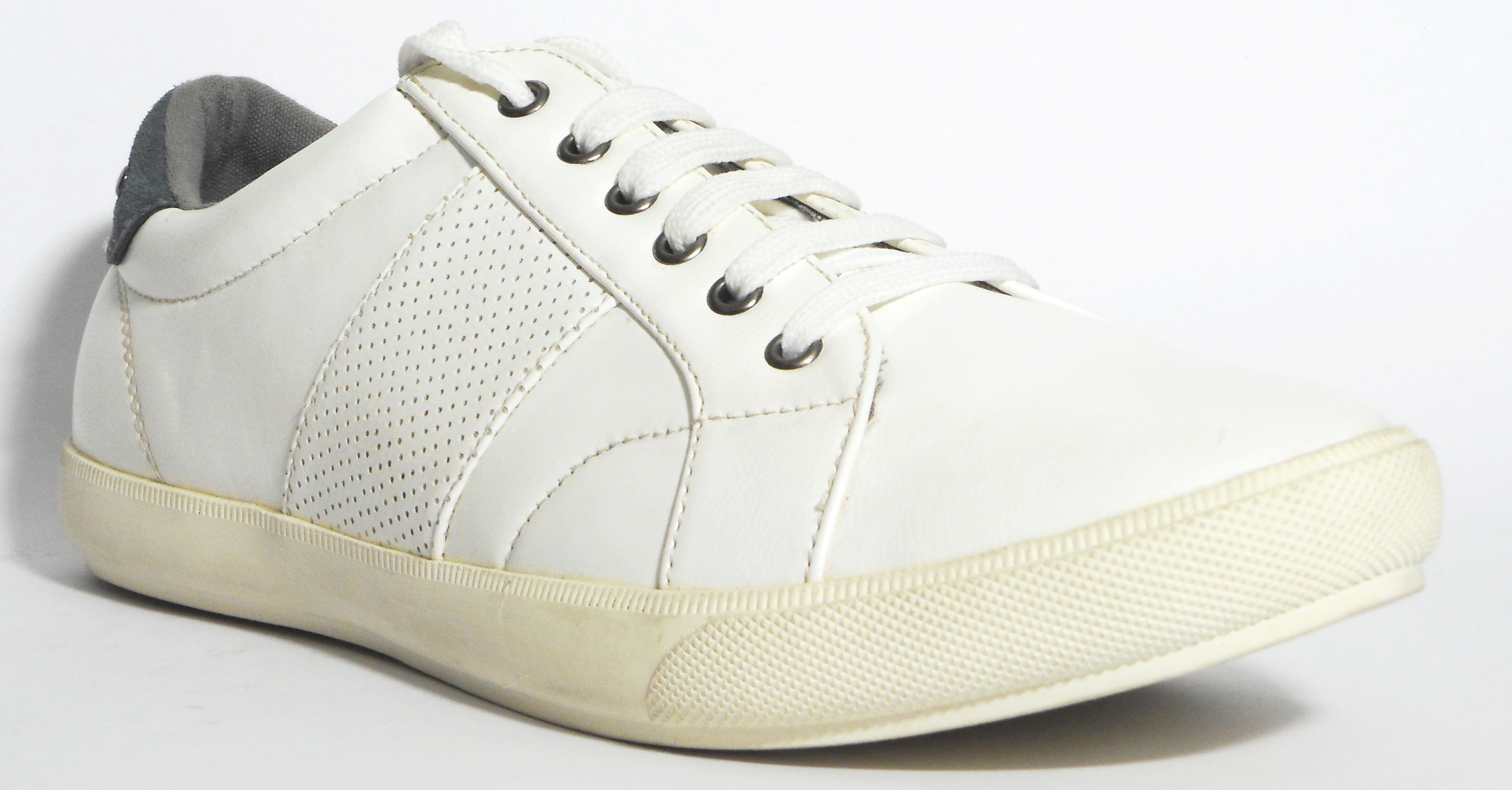 Numero Uno NU-480 Lifestyle White Casual Shoes - Buy Numero Uno NU-480 ...