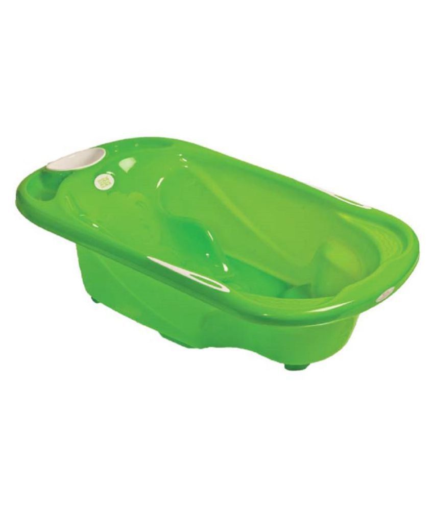 green baby bath tub