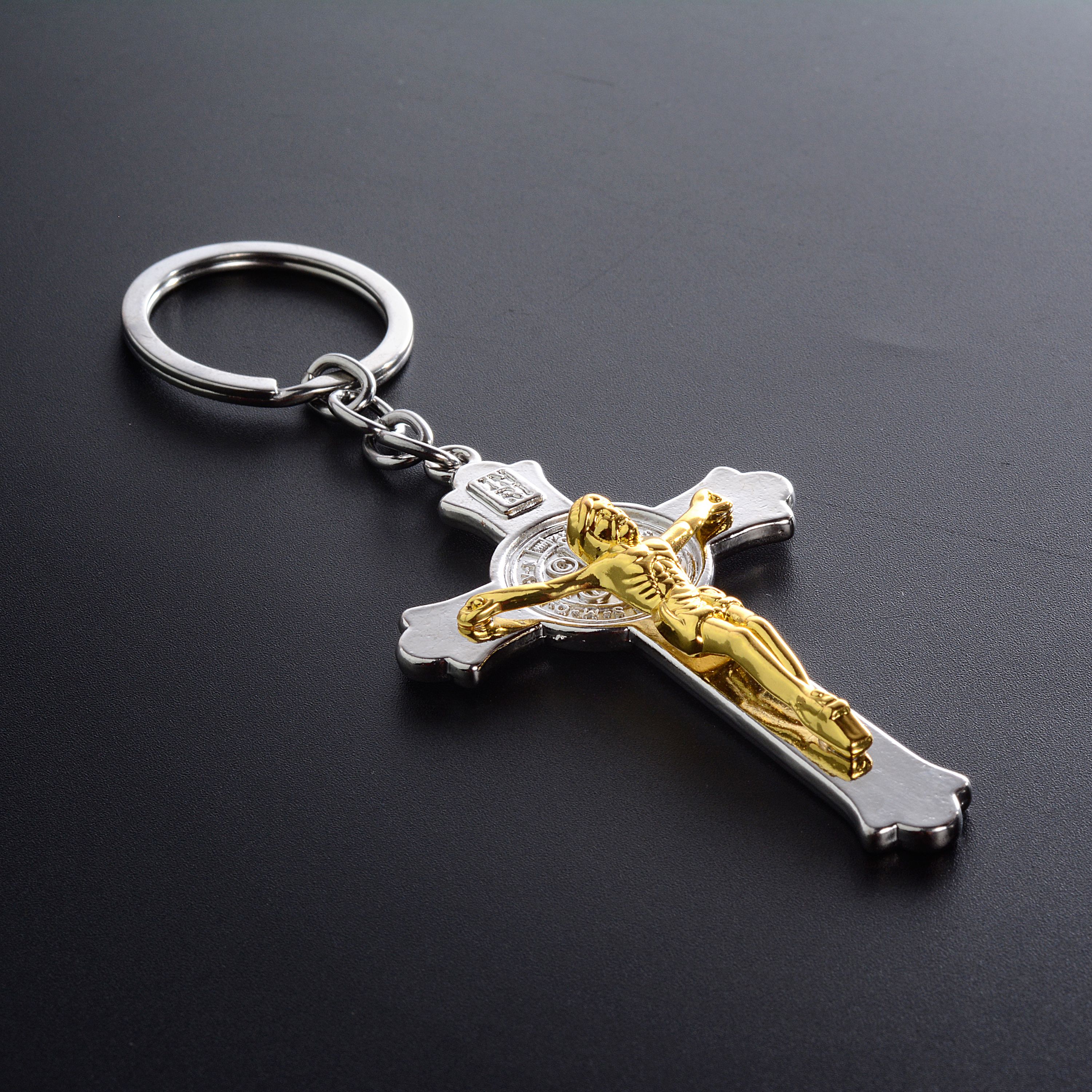 Three Shades Jesus Christ Keychain for Jesus Devotees in Lovely Silver