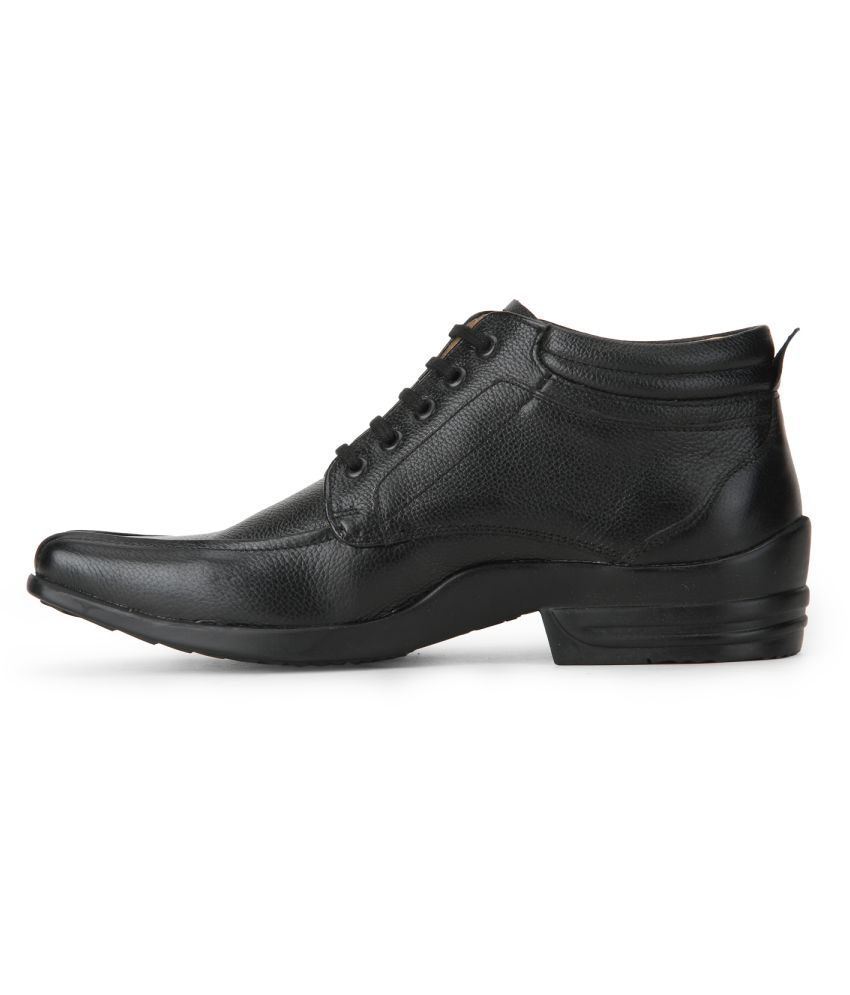 Red Chief RC3509 001 Lifestyle Black 