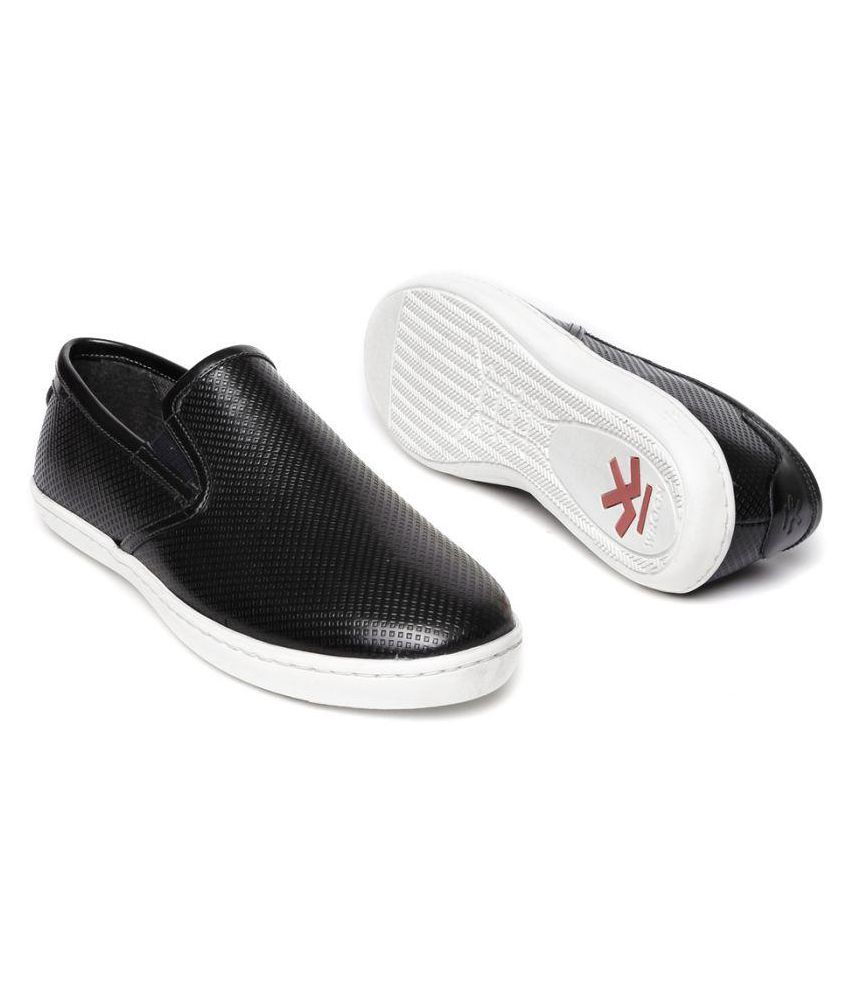 wrong casual shoes