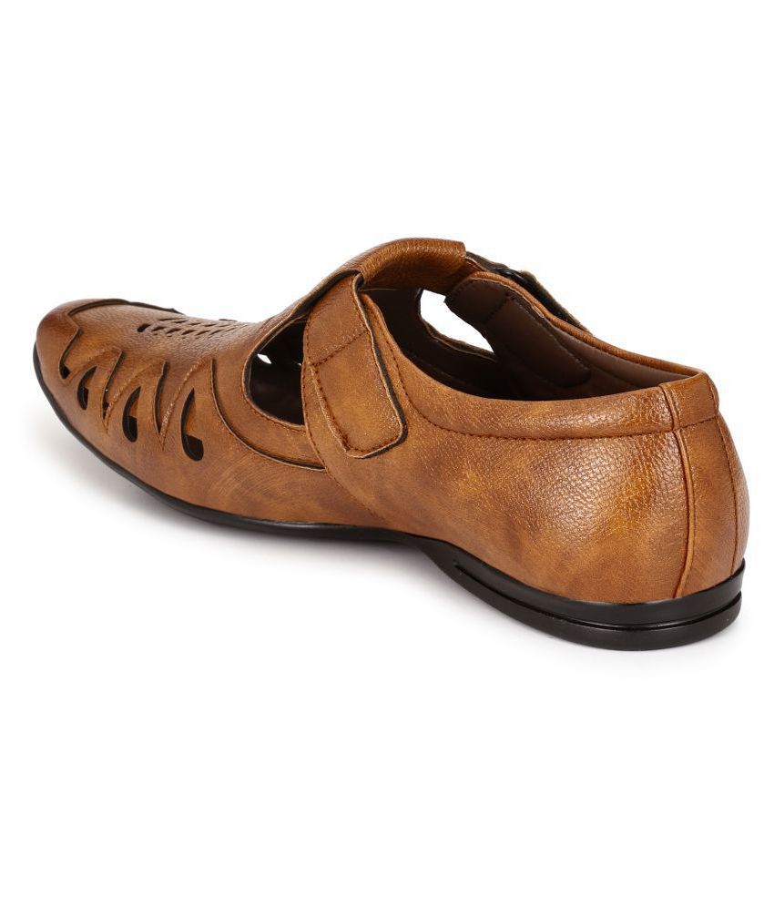 betts tan sandals
