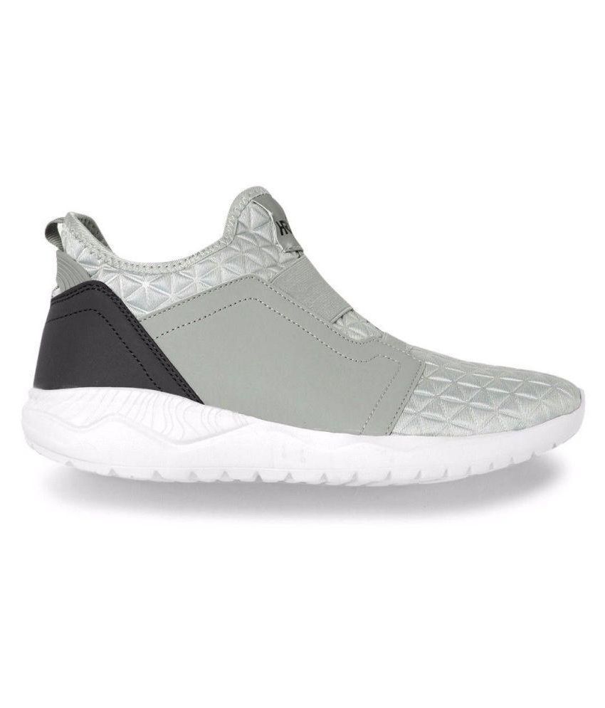 high top youth baseball cleats