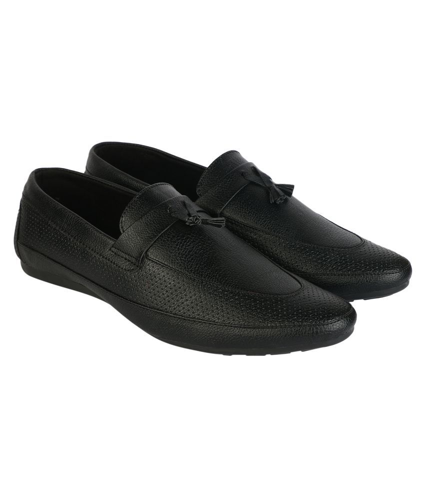 casual loafers dark