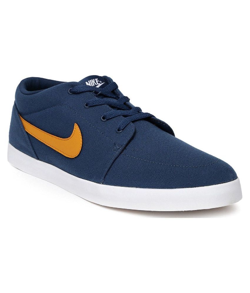 nike voleio