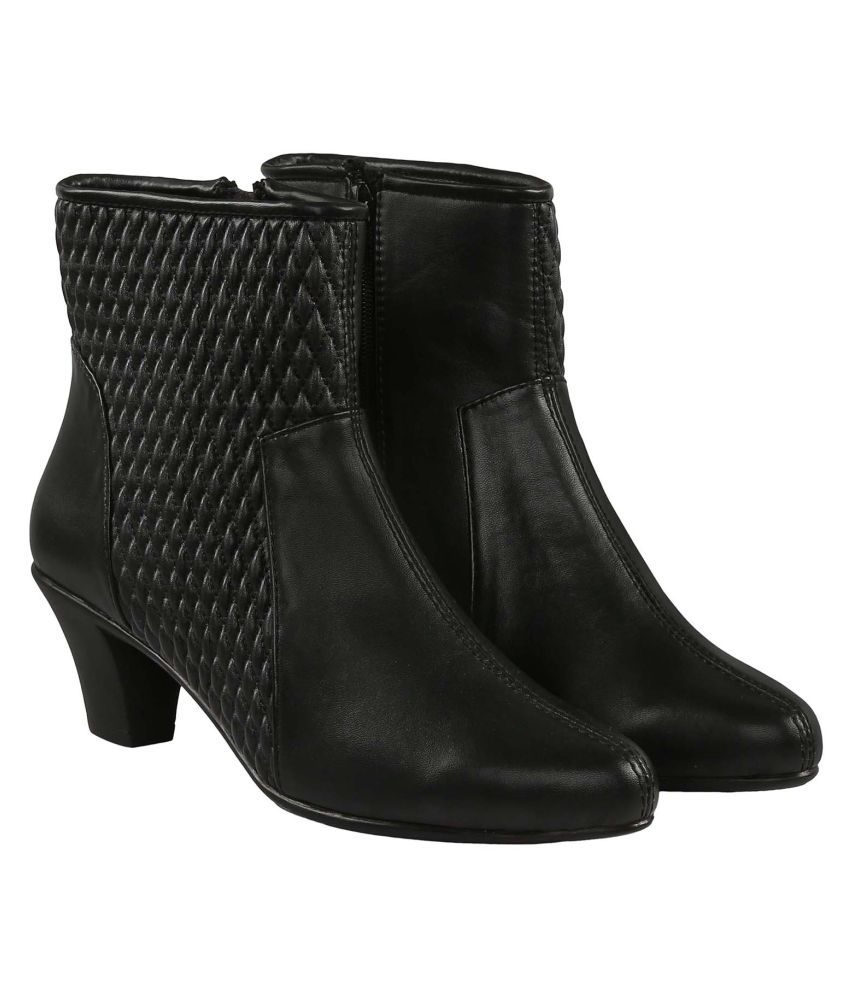 black ankle length shoes